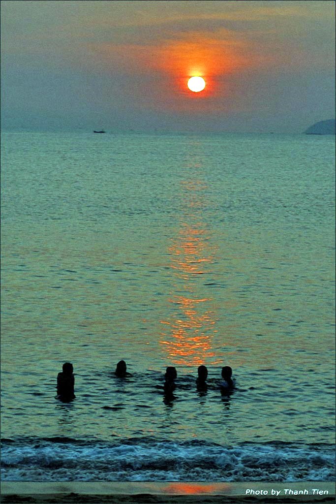 Hình ảnh Sunrise-in-Nha-Trang-beach-city-3 - Nha Trang