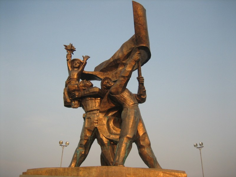 Hình ảnh Tượng đài chiến thắng Điện Biên - Tượng đài chiến thắng Điện Biên Phủ