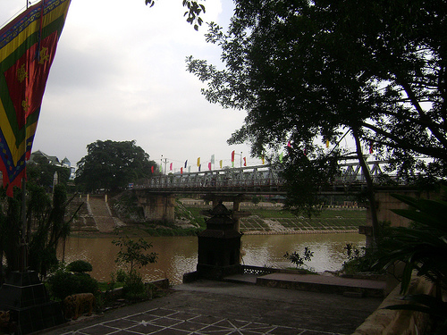 Hình ảnh Cầu Kỳ Cùng bắc qua sông Kỳ Cùng - Đền Kỳ Cùng