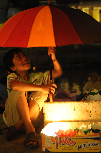 Hình ảnh treem-bandennen-hoadang - Hội An