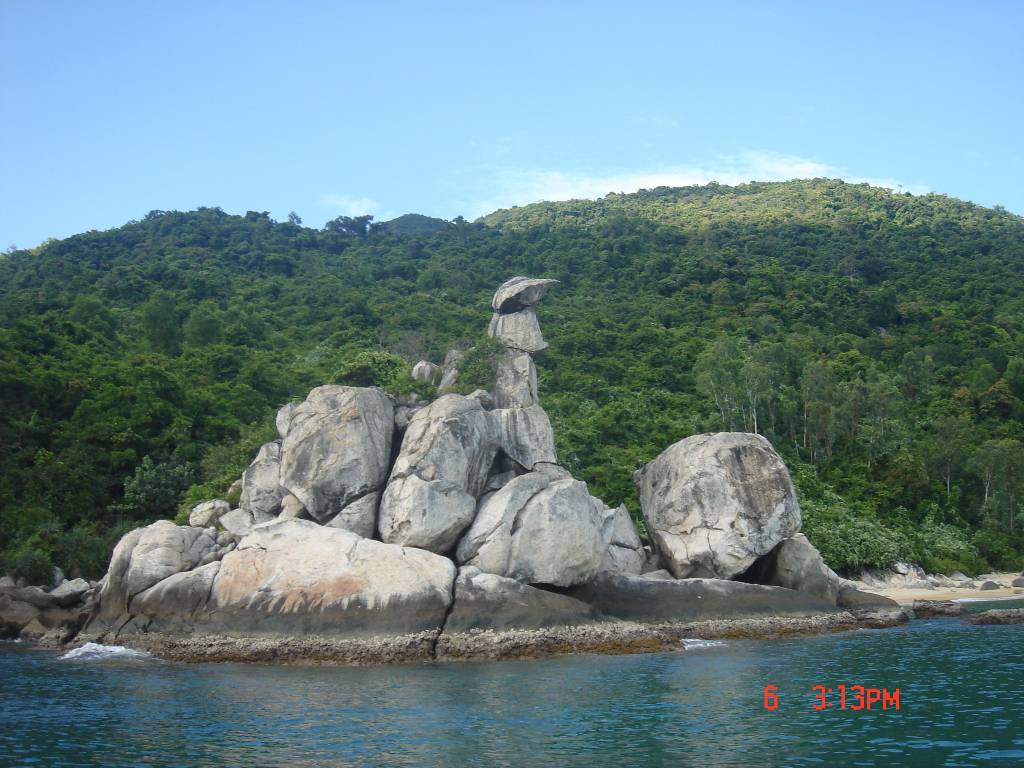 Hình ảnh HÃ²n Chá»“ng - Cù Lao Chàm