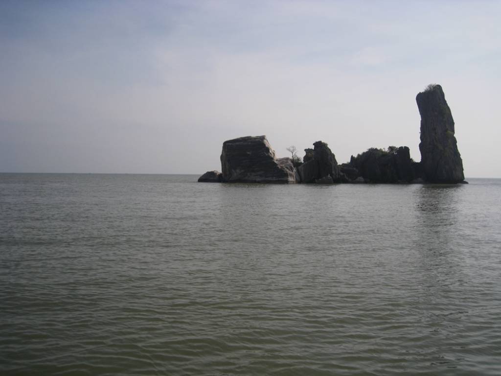 Hình ảnh HON PHU TU - An Giang