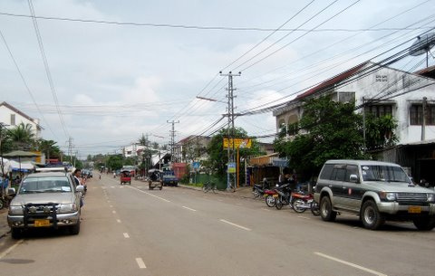 Hình ảnh Duong pho Vieng Chan buoi sang.jpg - Viêng Chăn
