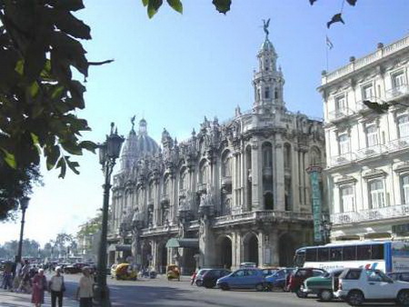 Hình ảnh Tòa nhà cổ kính tại La habana - Cuba