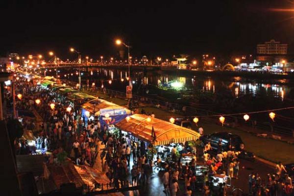 Hình ảnh Sông Cà Ty ban đêm - Phan Thiết