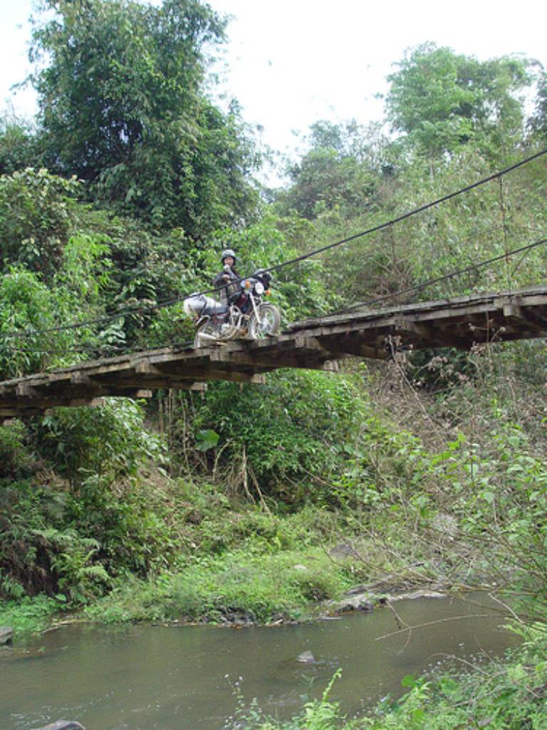 Hình ảnh Cầu treo vào Bắc Mê - Căng Bắc Mê