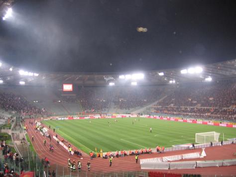 Hình ảnh Luôn sôi động - Sân vận động Olimpico