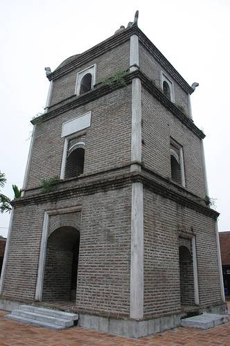Hình ảnh Tháp trong chùa Dâu - Chùa Dâu