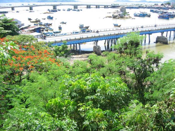 Hình ảnh Xom Bong Bridge 2 - Nha Trang