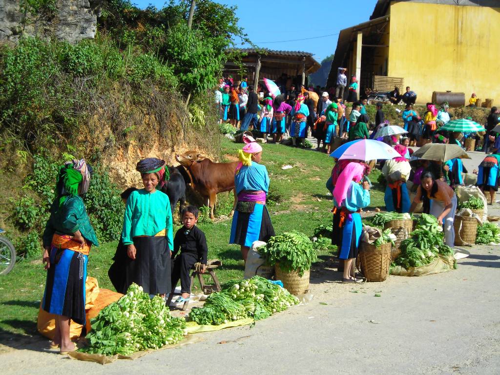 Hình ảnh Chợ phiên - Thung lũng Phó Bảng